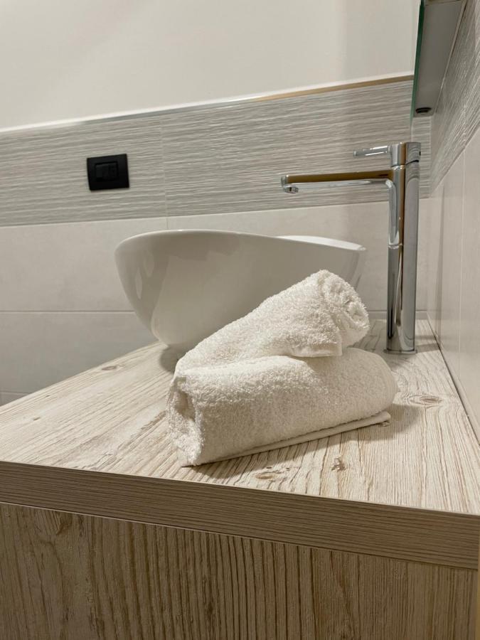 La Lesivera Bed And Breakfast Tione di Trento Bagian luar foto